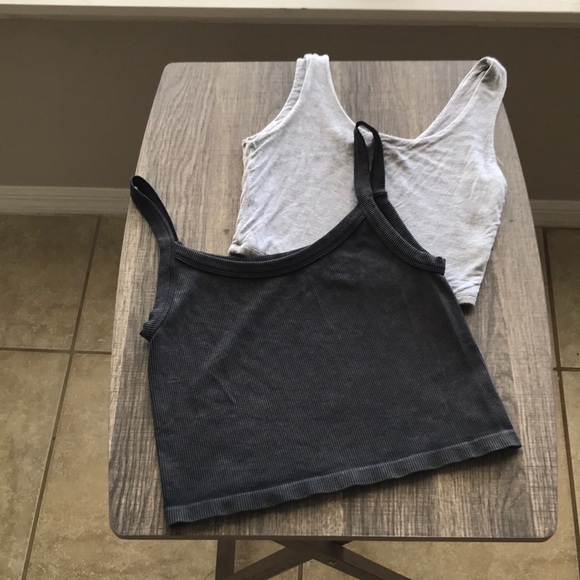 Tops - Elegant Black and Gray Women's Crop Tops